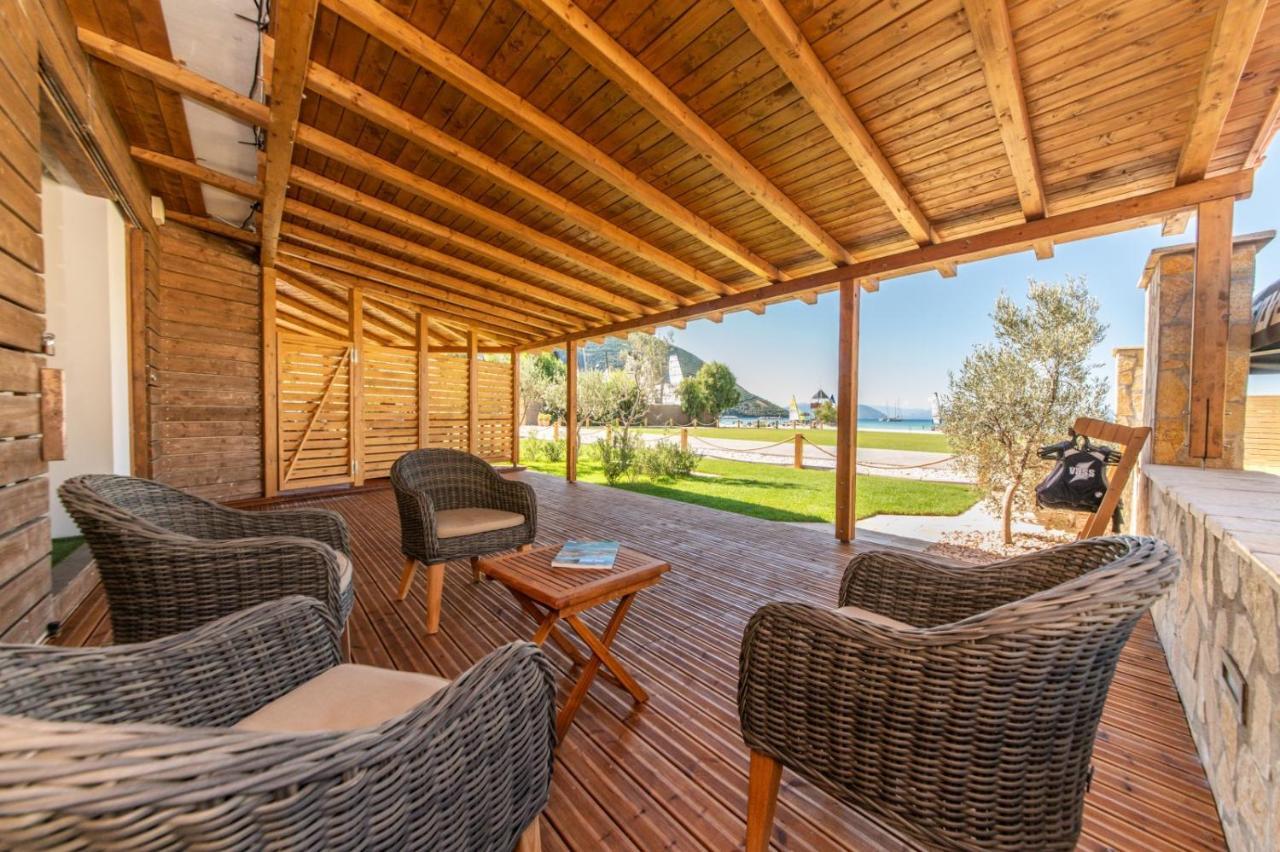 Seaside Resort Vasiliki Exterior photo