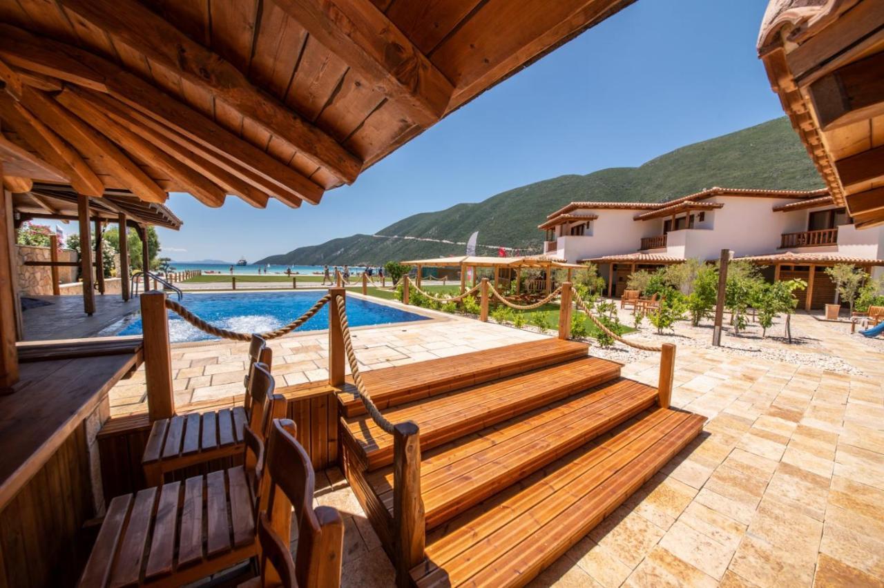 Seaside Resort Vasiliki Exterior photo